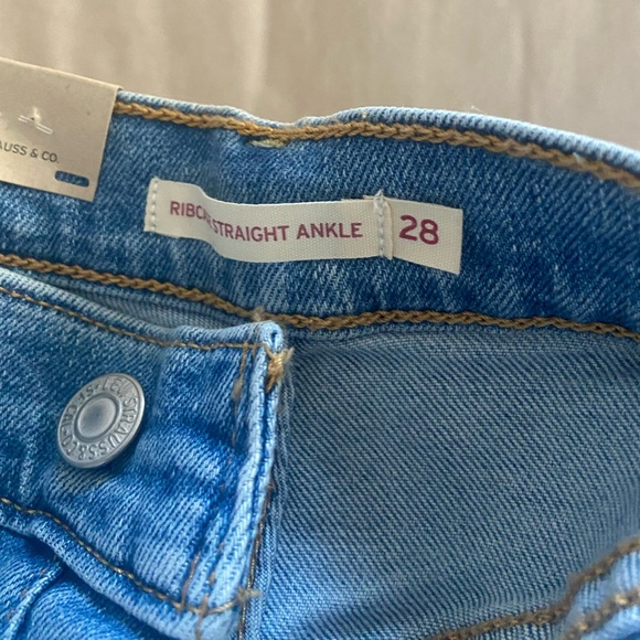 Levi jeans - Picture 3 of 3